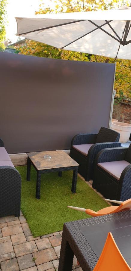 2 Bedrooms House With Enclosed Garden And Wifi At Slezska Ostrava Exteriér fotografie