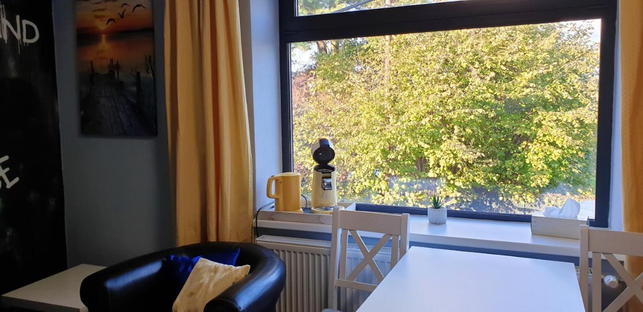 2 Bedrooms House With Enclosed Garden And Wifi At Slezska Ostrava Exteriér fotografie